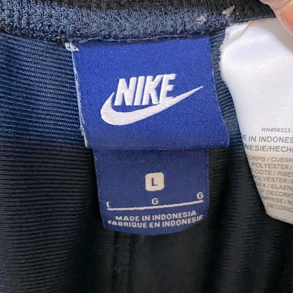 Nike Women’s Elastic Cuff Track Pants - Picture 8 of 11